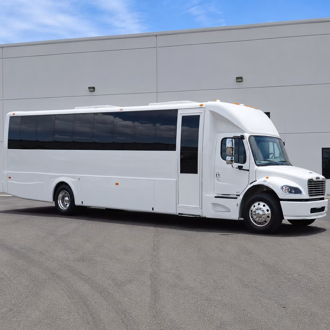 fan buses to nashville predators games at bridgestone arena