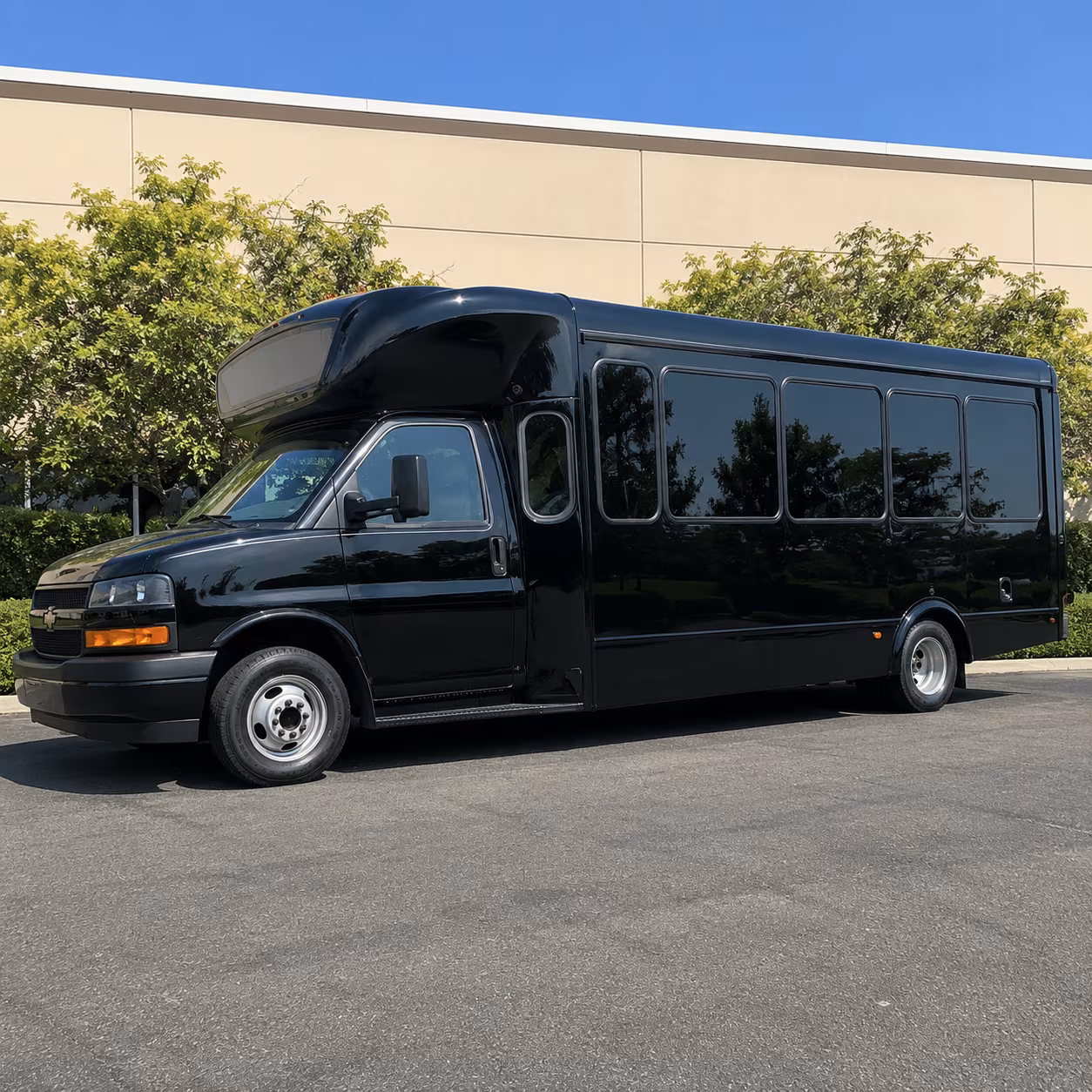murfreesboro bus rentals
