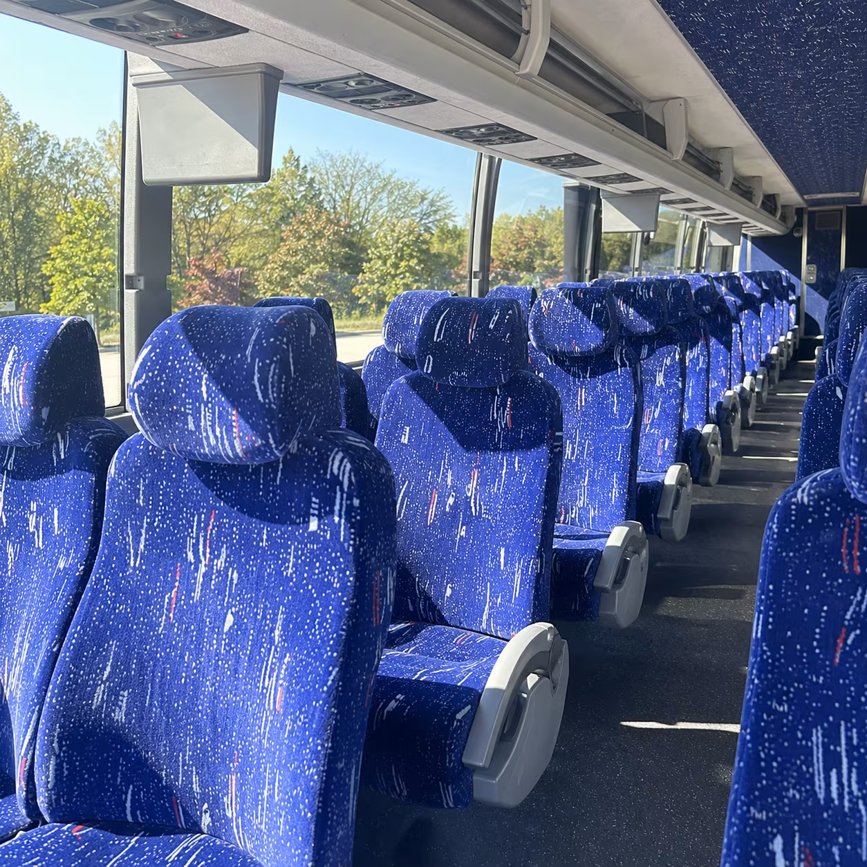 murfreesboro field trip transportation onboard seating