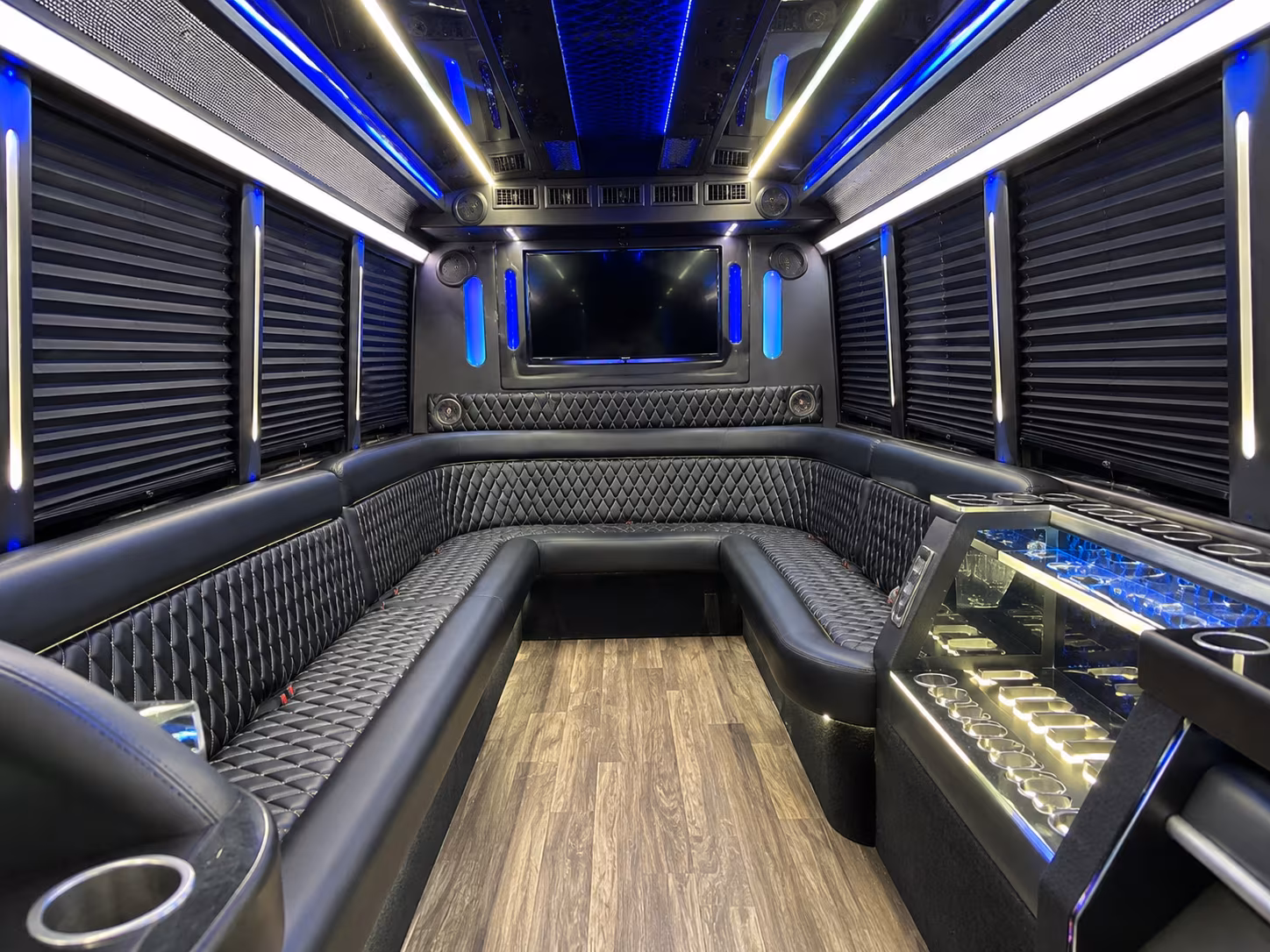 murfreesboro new years eve party bus rental