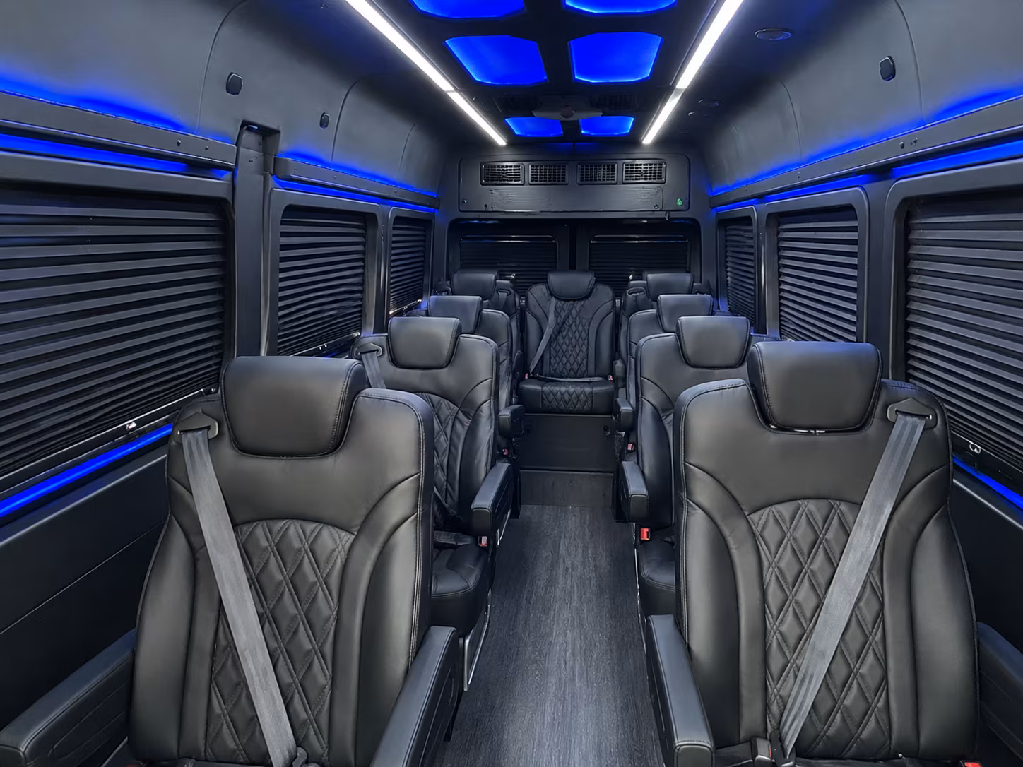 murfreesboro sprinter van with driver inside