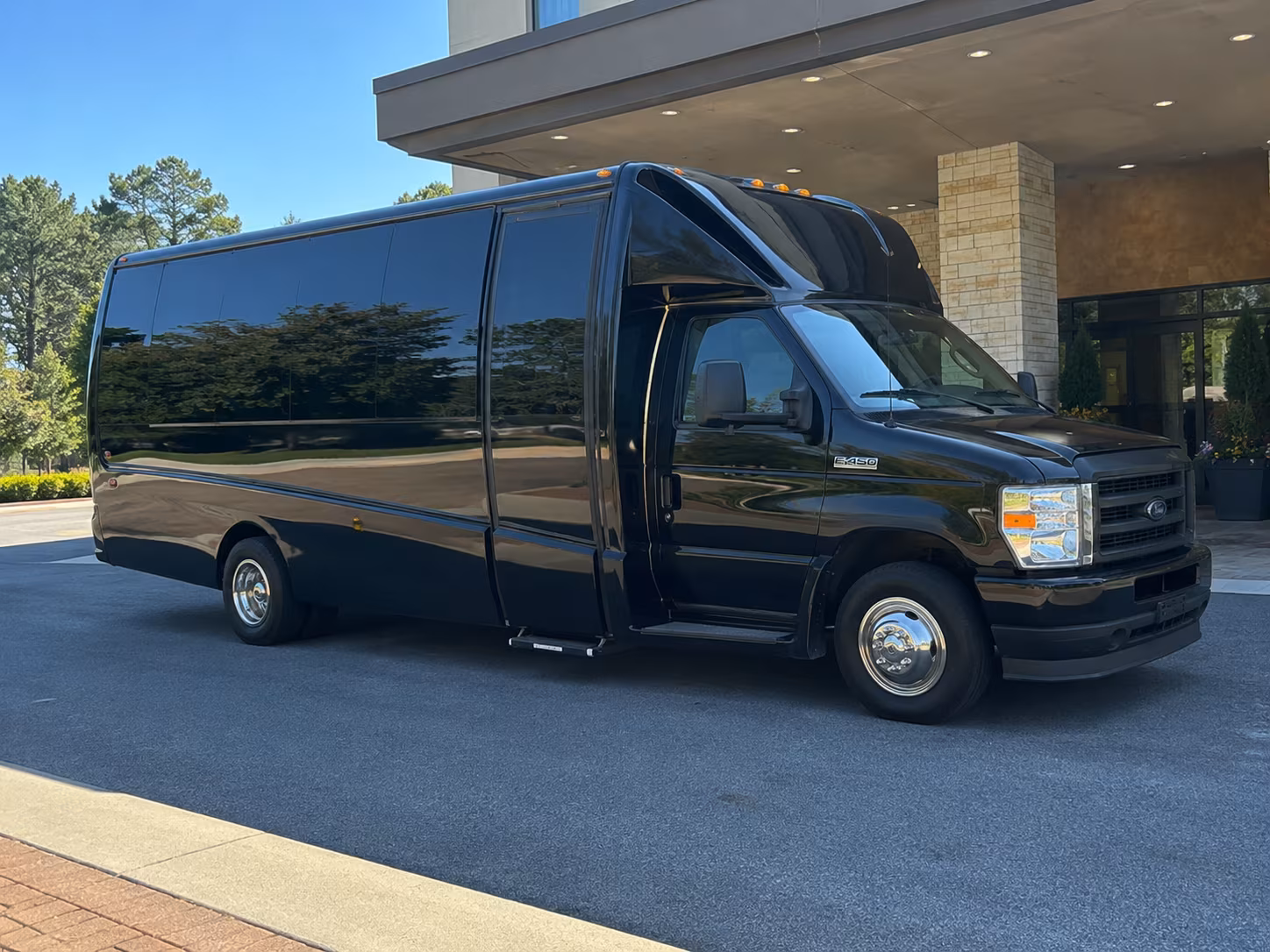 secure transportation for your next church or religious group 1